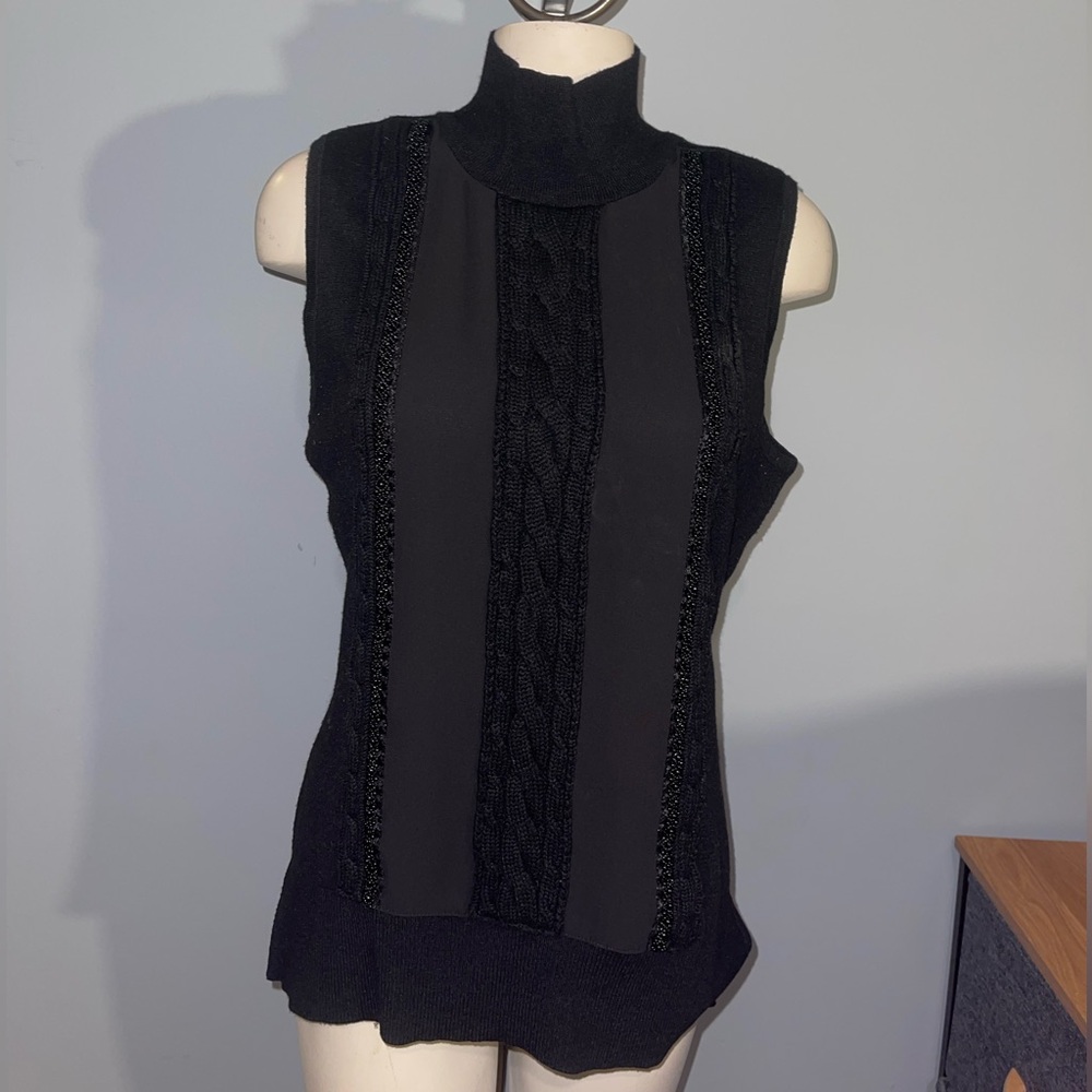 White House Black Market Black sleeveless Sweater top shirt womanโs medium